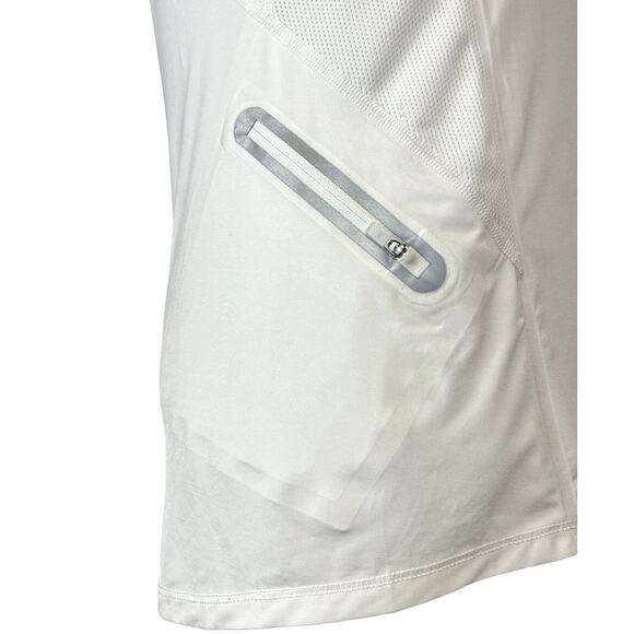 Athleta Forerunner Tee Small V Neck Smooth Stretch Vented Shirt Pocket Short Slv - Picture 5 of 15